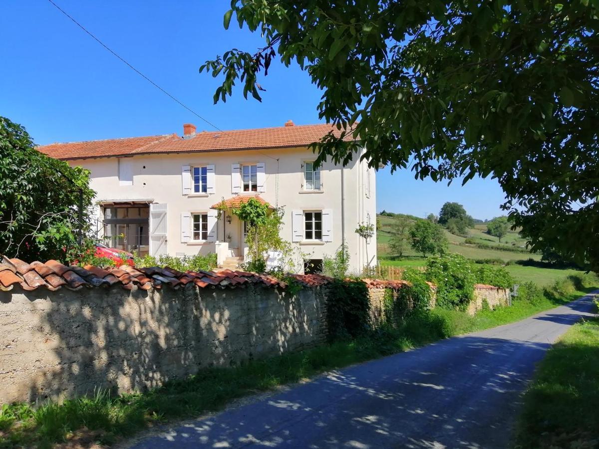 Maison Mazille Luaran gambar